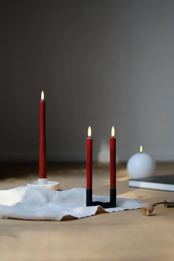 Uyuni LED dinerkaars, Carmine red, Glad, 2 stuks