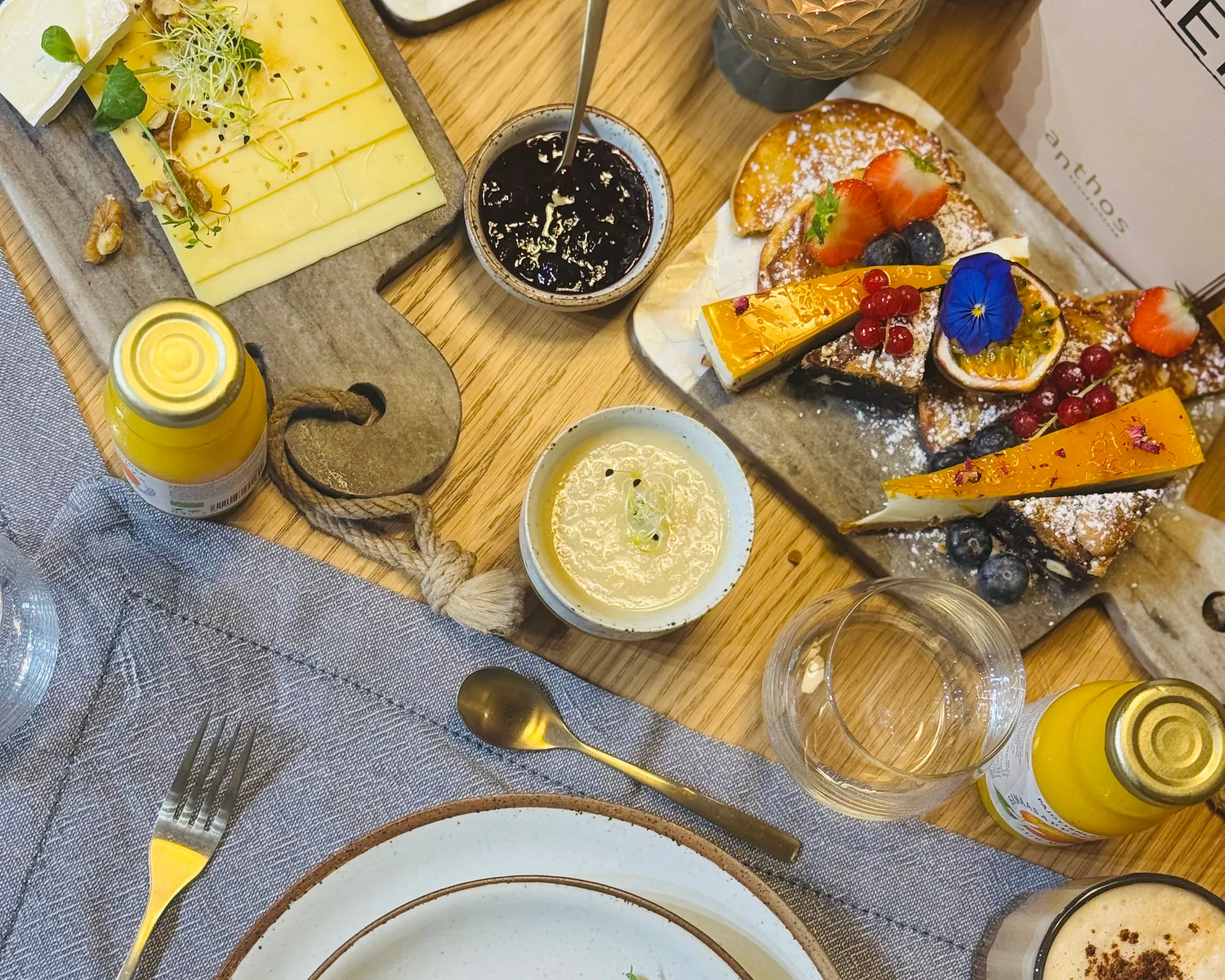 Lunchplateaus voor een vergadering
